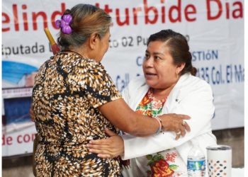 Atiende Belinda Iturbide necesidades de la población de su Distrito con caravanas médicas, jurídicas y gestoría