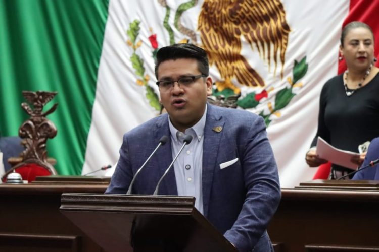 Toño Carreño, diputado por Movimiento Ciudadano, rendirá su informe de labores legislativas este sábado