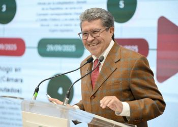 Propone el diputado Ricardo Monreal prohibir y castigar emisión de tarjetas bancarias sin consentimiento del usuario y reforzar derechos de cancelación