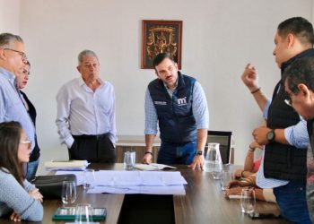 Yankel Benítez recibe a vecinos de Hacienda del Valle para avanzar en atención a solicitudes