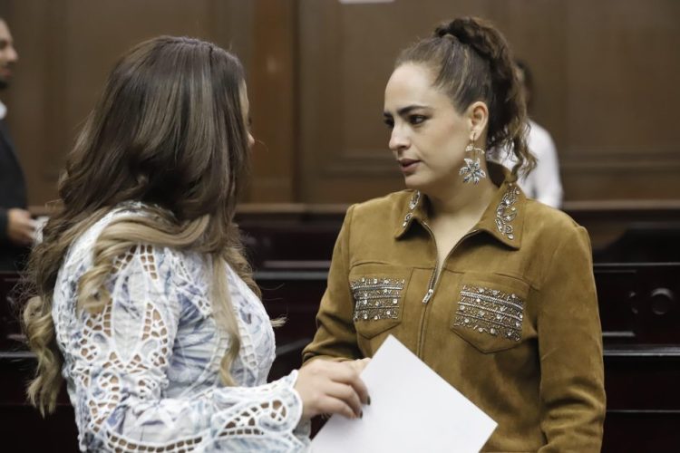 Condena enérgicamente Sandra Arreola el envenenamiento de animales en Paracho y exige un alto a la crueldad animal en Michoacán