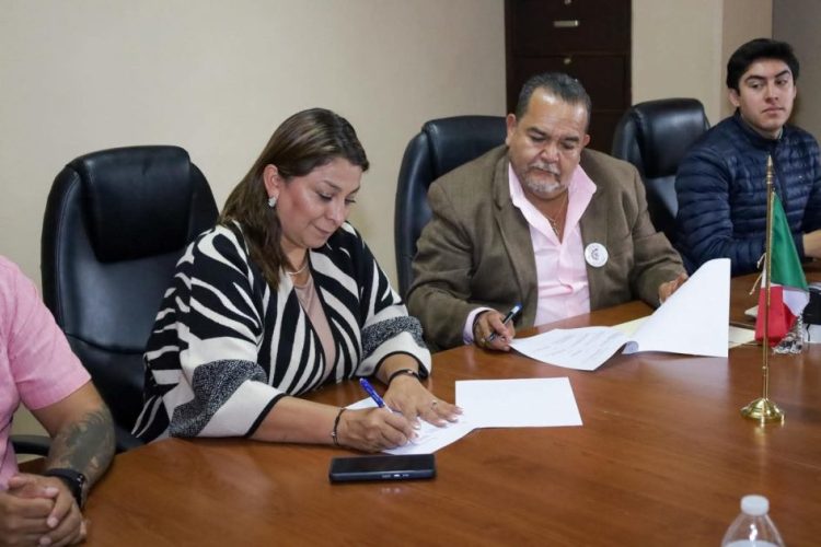 Firma Ayuntamiento de Quiroga y CBTis 094 de Pátzcuaro convenio para fortalecer la formación profesional de jóvenes estudiantes