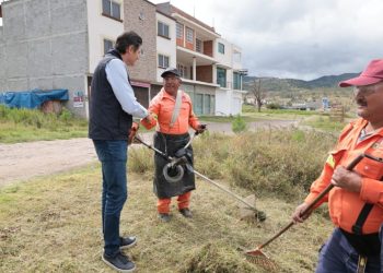 Supervisa Alfonso Martínez jornada integral en Avenida La Joya