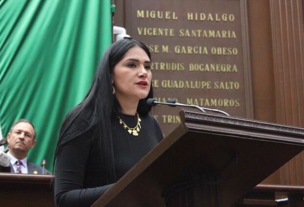 Diana Espinoza presenta propuesta para mejorar movilidad en Morelia, con la implementación del servicio Trolebús