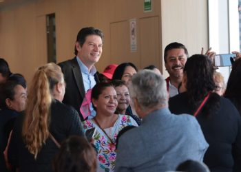 Reconoce Alfonso Martínez a mujeres rurales