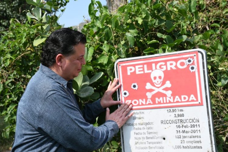 ¡No nos vamos a callar!, minas terrestres continúan matando a nuestros jornaleros, maestros y militares: Memo Valencia