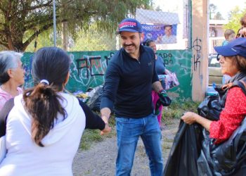 Encabeza Yankel Benítez jornada ciudadana de limpieza en Lomas del Valle