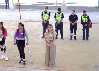 Dayana Pérez Mendoza promueve la fuerza y esperanza de las mujeres en la Caminata Rosa