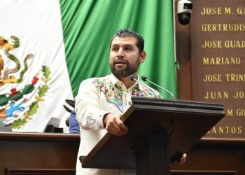 Octavio Ocampo presenta punto de acuerdo en defensa del maíz y los productores michoacanos