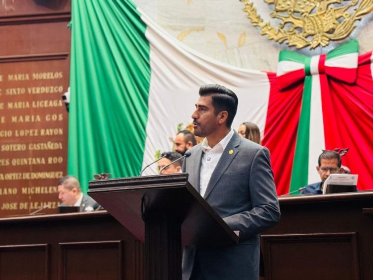 Impulsa Poncho Chávez reforma para reconocer y proteger el trabajo de cuidado a personas con discapacidad