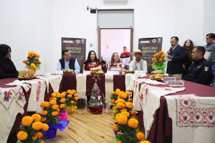 Invita Adriana Campos Huirache a vivir la Noche de Animas en el municipio de Erongarícuaro