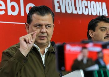 La caída del gobernador sería darle gusto a Leonel Godoy Rangel: Memo Valencia