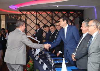 Reconoce Alfonso Martínez vigencia y papel de los contadores públicos