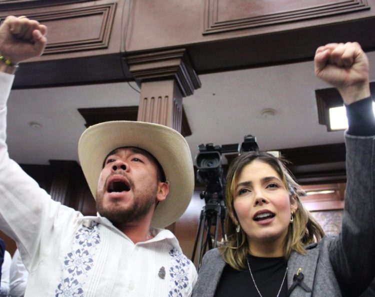 Brissa Arroyo muestra pleno respaldo a Grecia Quiroz, alcaldesa de Uruapan