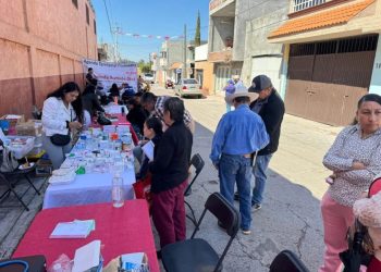 Lleva Belinda Iturbide servicios gratuitos a colonia Constituyentes