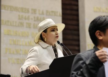 Toma la palabra la diputada Guadalupe Araceli Mendoza para referirse a lo acontecido en Uruapan, Michoacán