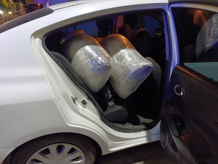 Detienen en Zitácuaro a un hombre con casi 30 kilos de marihuana