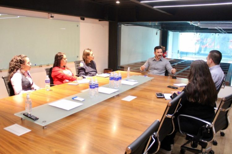 Yankel Benítez expande cobertura de Puntos Naranja