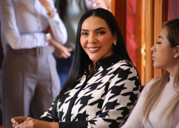 Adriana Campos destaca la importancia de comprender la realidad de los hogares michoacanos