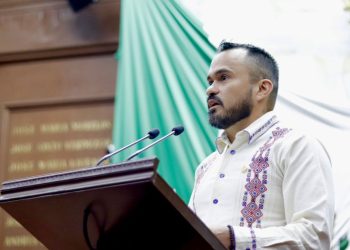 Hugo Rangel propone formalizar la suscripción de iniciativas para fortalecer la responsabilidad política y agilizar el trabajo legislativo