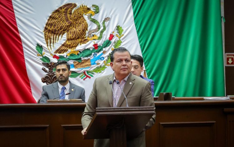 Diputados del PRI presentan iniciativa de Ley “anticoyotaje