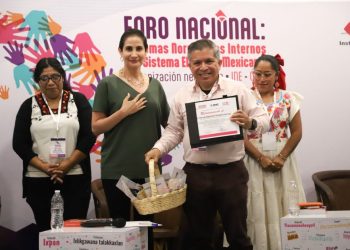 Autoridades electorales analizan experiencias y desafíos en contextos indígenas durante el primer día del Foro Nacional