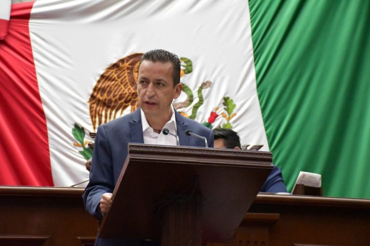 Plantea diputado Toño Salas creación de Centros especializados para el Cuidado Infantil