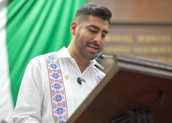 Impulsa Alfonso Chávez reforma para garantizar el derecho de niñas y niños a vivir en familia