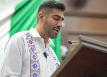 Propone Alfonso Chávez integrar inteligencia artificial en la educación de Michoacán