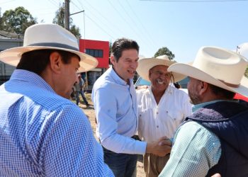 Expresa Alfonso Martínez su solidaridad a productores del área rural