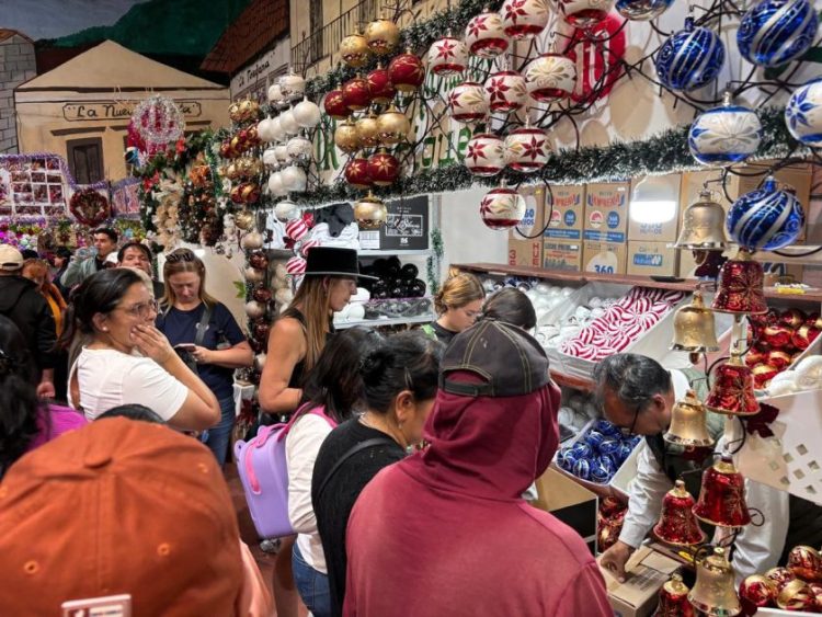 Tlalpujahua, Pueblo Mágico de la eterna Navidad te invita a disfrutar su Feria de la Esfera