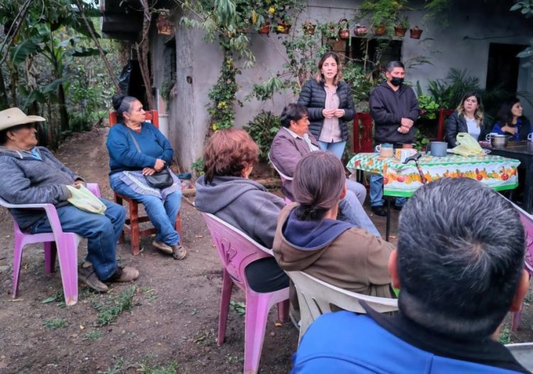 En Tzintzuntzan, Ayudando en serio a las comunidades y construyendo paz: Brissa Arroyo