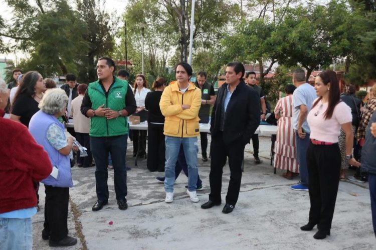 Programa “Ver de Verdad” supera los 10,000 adultos beneficiados en Morelia