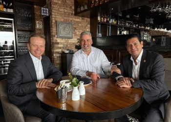 Destaca Ernesto Núñez coincidencias con iniciativa del Gobernador sobre identidad reservada