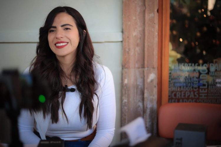 Beca Gertrudis Bocanegra garantiza el derecho a la educación: Giulianna Bugarini