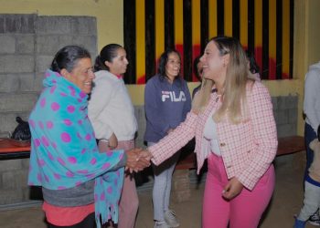 Dayana Pérez Mendoza fortalece el diálogo ciudadano en Zinamba