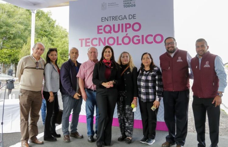 Iniciaron las posadas tradicionales en la Presidencia Municipal de Quiroga
