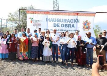 Celebra Vicente Gómez construcción de red de agua potable en La Nueva Jerusalén