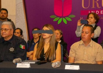 Es detenida la ex-secretaria particular de Carlos Manzo y la acusan por presuntos nexos con el CJNG