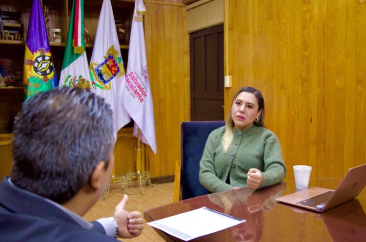 Dayana Pérez Mendoza refuerza la atención ciudadana y el trabajo cercano en Salvador Escalante