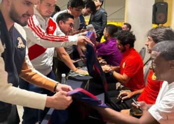 Estrellas del futbol internacional promueven las bellezas naturales de Michoacán