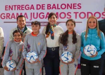 Gabriela Molina llama a participar en la Copa Nacional Escolar