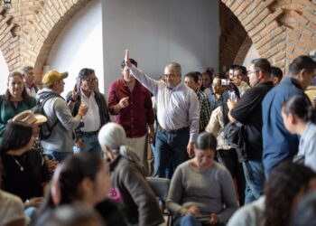 Con cercanía al pueblo construye Morón la unidad de Michoacán