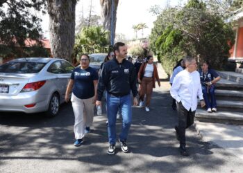 Yankel Benítez constata mejoras en la Escuela Secundaria Técnica 108