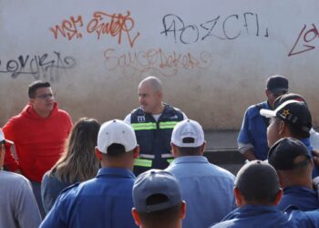 Con el programa ‘Clandesti-No’, Adolfo Torres impulsa la regularización del servicio de agua en Morelia