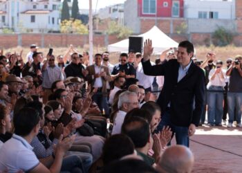 Vecinos y vecinas del Sur de Morelia agradecen ampliación de avenida Amalia Solórzano