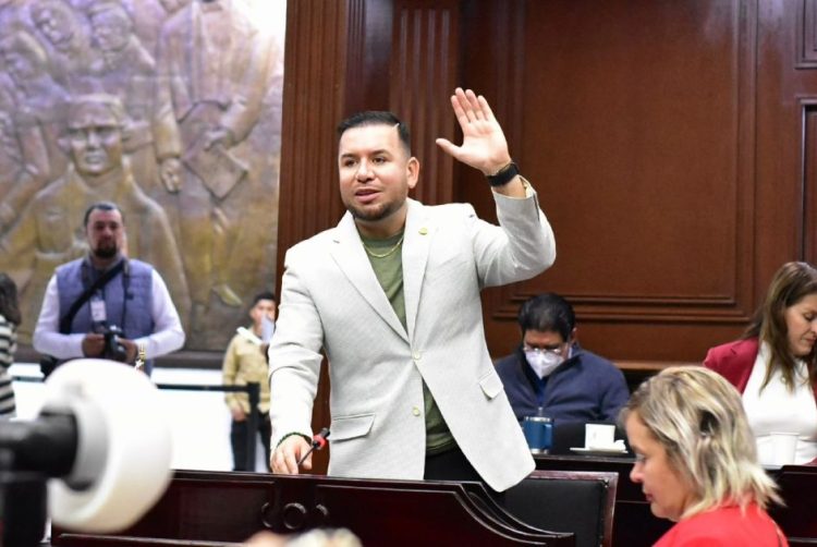 Comisión Coordinadora Estatal del PT respalda continuidad de Reyes Galindo como Coordinador del Grupo Parlamentario