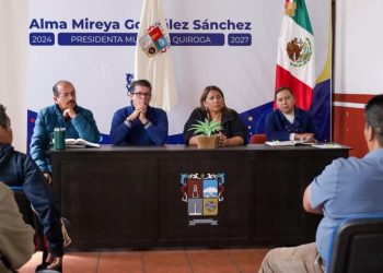 Para fortalece diálogo y atender las necesidades de la gente, Alma Mireya González se reúne con autoridades y habitantes de San Andrés Tziróndaro