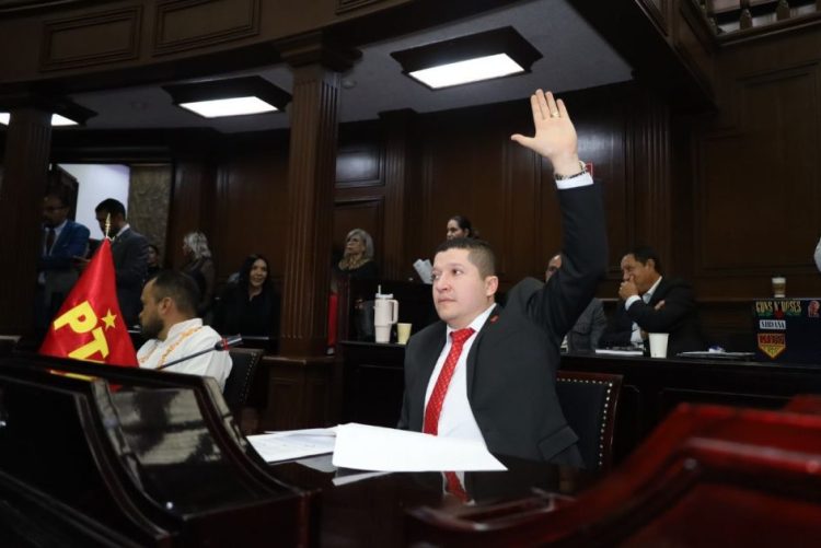 Propone Vicente Gómez declarar 2026 año del bicentenario del nacimiento del General Nicolás de Régules Cano