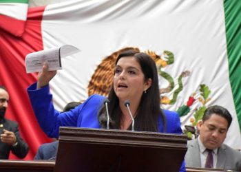Exhorta diputada Tere Herrera a autoridades de salud a informar sobre abasto de medicamentos en Michoacán